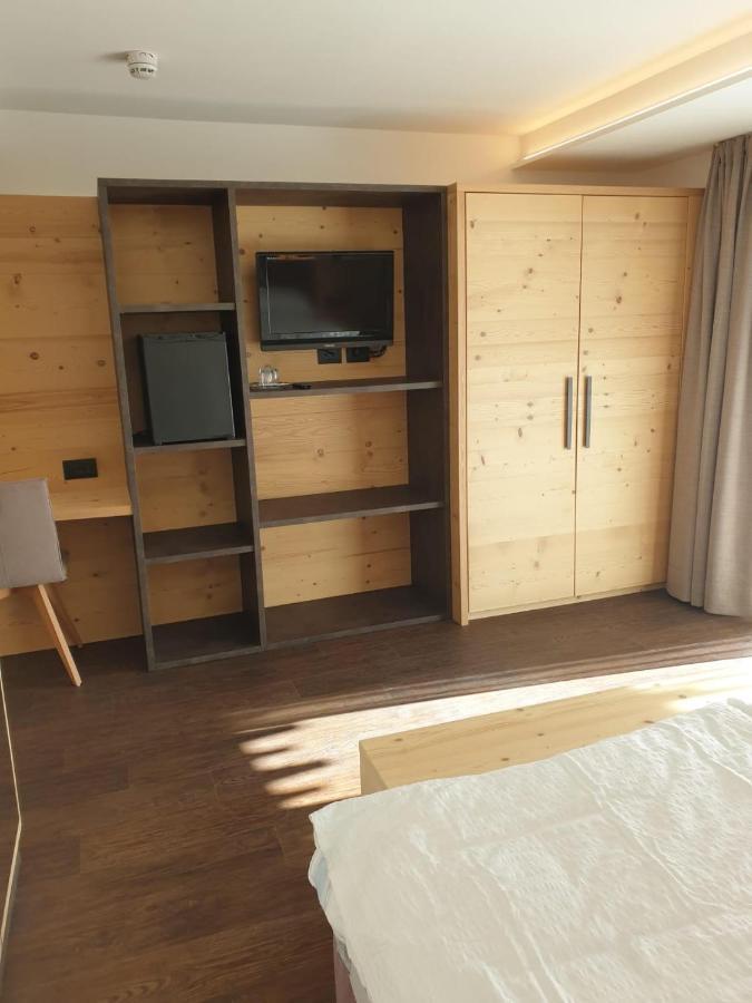 Alpen Hotel Vidi Madonna di Campiglio Luaran gambar
