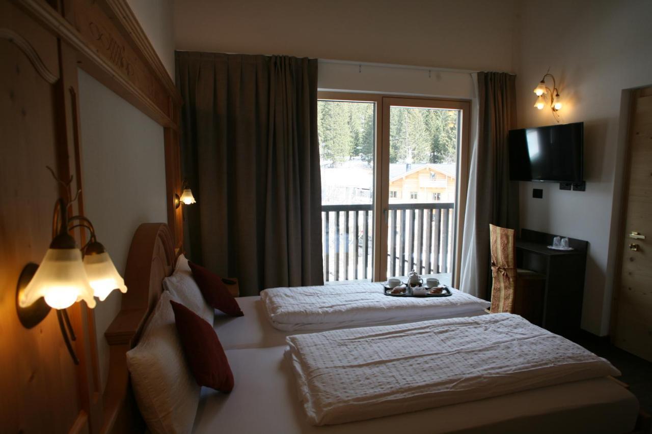 Alpen Hotel Vidi Madonna di Campiglio Luaran gambar
